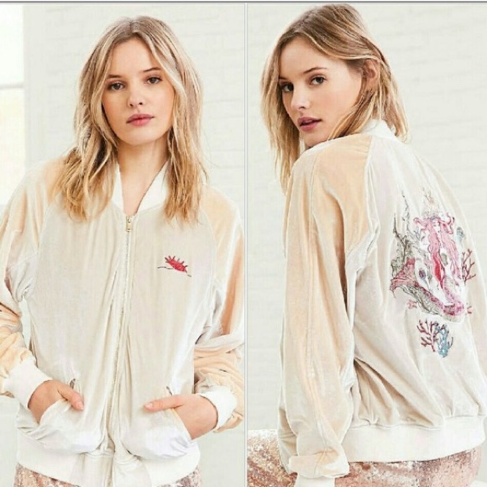 urban outfitters velvet bomber